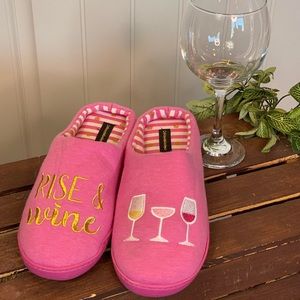 Like New!  Rise & Wine Soft Cozy Slip On Embroidered Slippers